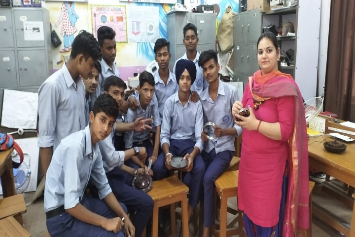 Govt High School-Laboratory