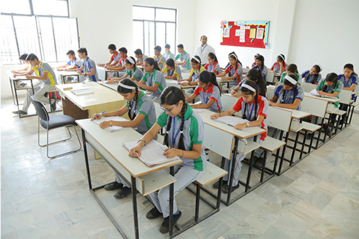 Shree Kunji Lal Gulkandi Devi Public School-Classroom