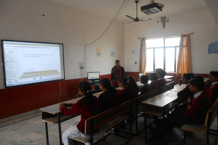 Shree Kunji Lal Gulkandi Devi Public School-Smart class