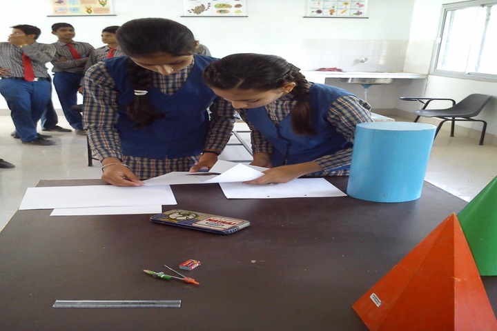 Shreya Public School-Maths Lab