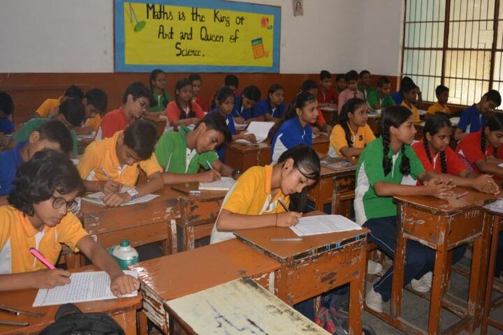 Shri Maha Prabhu Public School-Hindi Olympiad