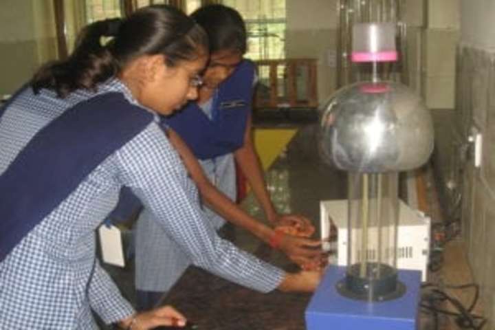 Shriram School-Physics Lab