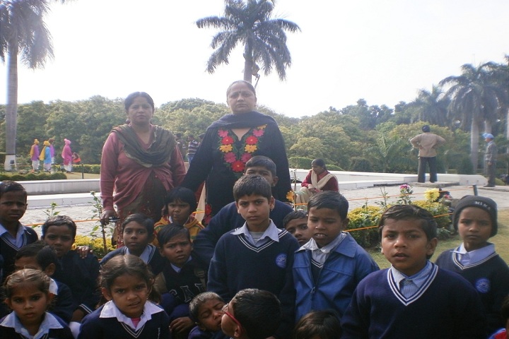 Government High School-Picnic