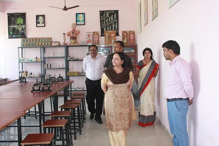 Silver Bells Public School-Biology Lab