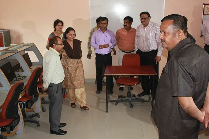 Silver Bells Public School-Computer Lab