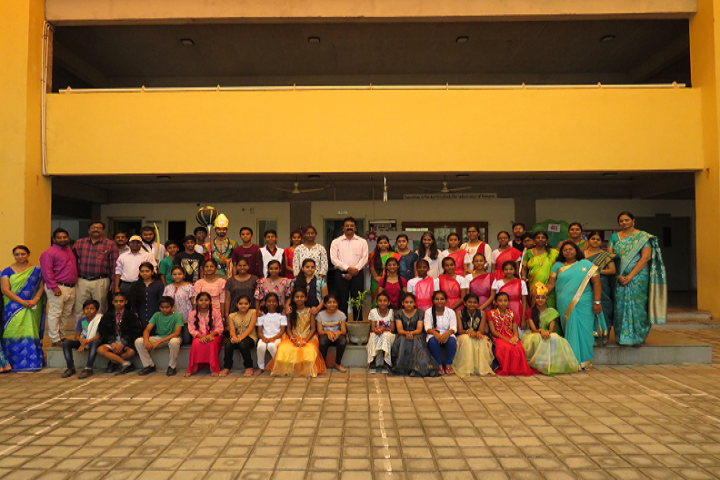 Gmr Varalakshmi Dav Public School-Faculty and Students