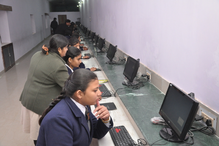 S J S Public School-Computer Lab