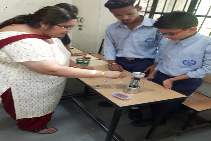 Government Model High School-Science Club