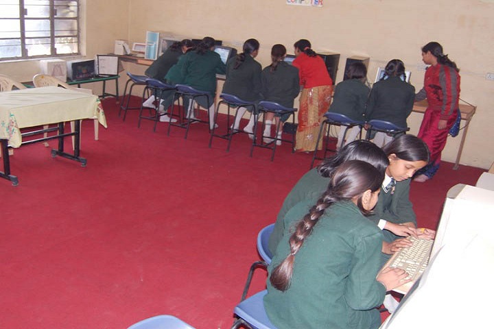 SS Children Academy Girls School-IT Lab