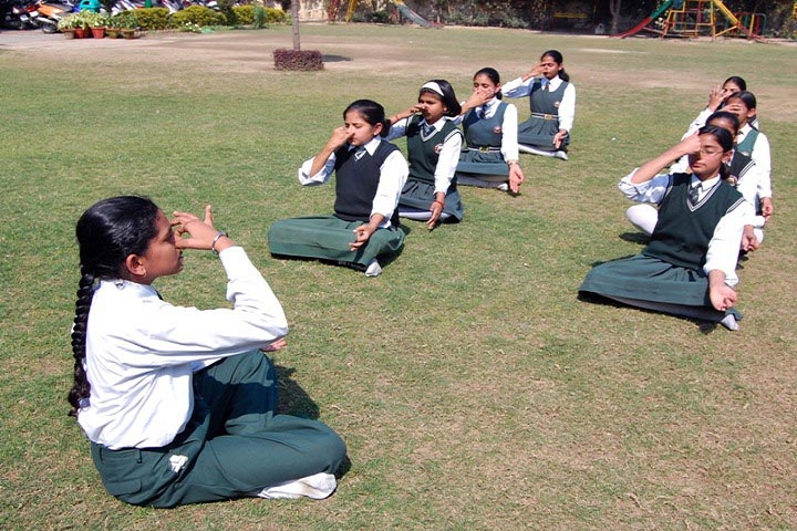 SS Children Academy Girls School-Yoga