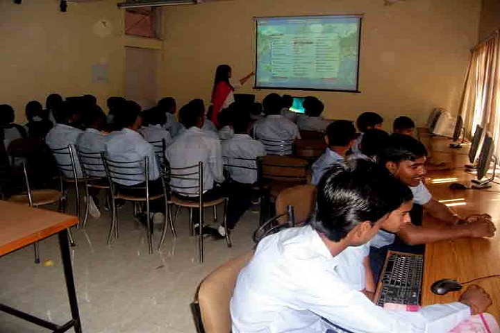 Government Model High School-Multimedia Lab