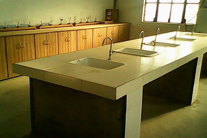 St Xavier School-Lab