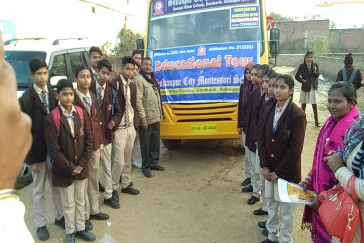 Sultanpur City Montessori-Educational Trip