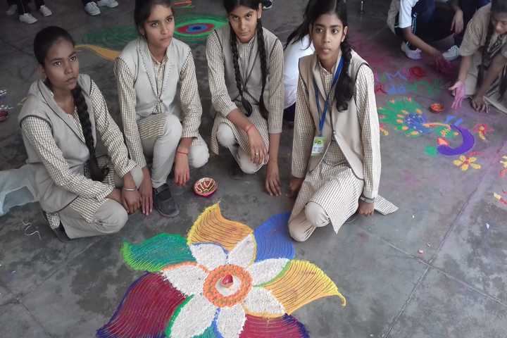 Sultanpur City Montessori-Rangoli Competition
