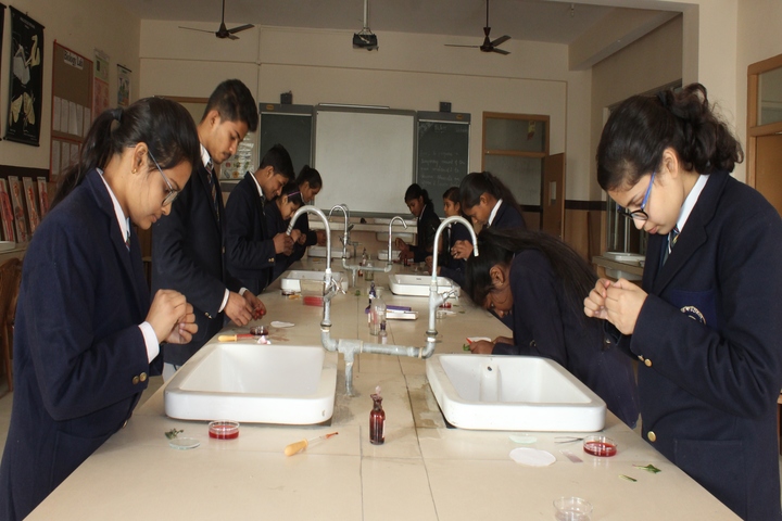 Sunbeam School-Biology Lab