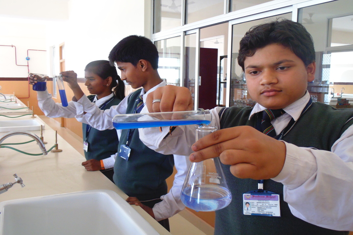 Sunbeam School-Chemistry Lab