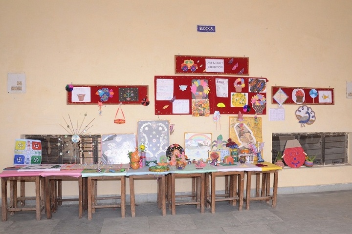 Suresh Chand Memorial Public School-Art
