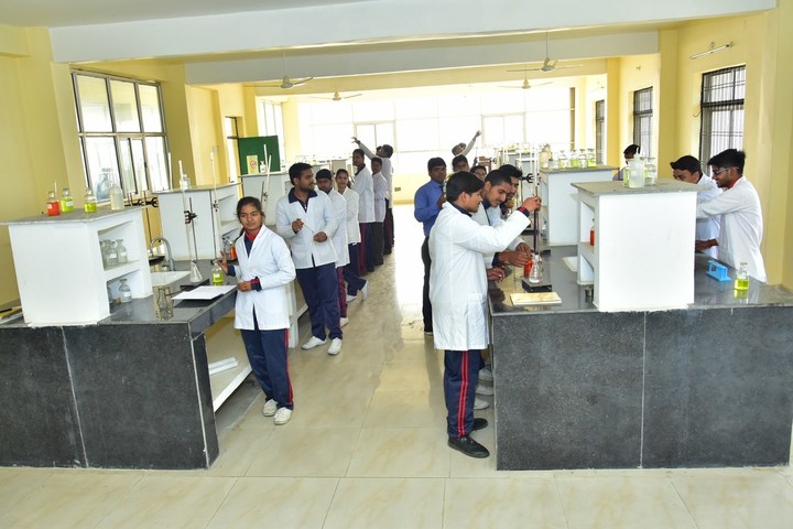 Surya Public School-Chemistry Lab