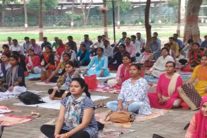 Swami Janki Saran Public School-Yoga