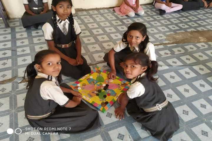 T R C Memorial Public School-Indoor Games