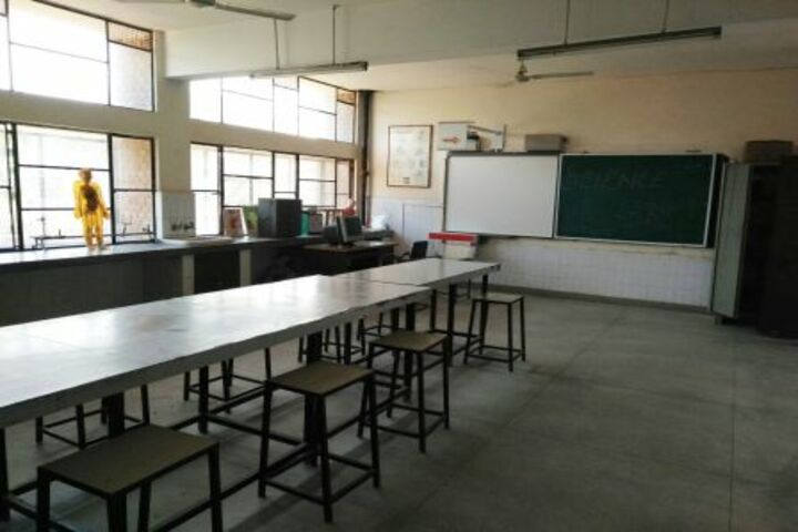 Government Model Senior Secondary School-Lab