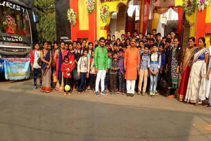 The City Montessori School-Group Photo