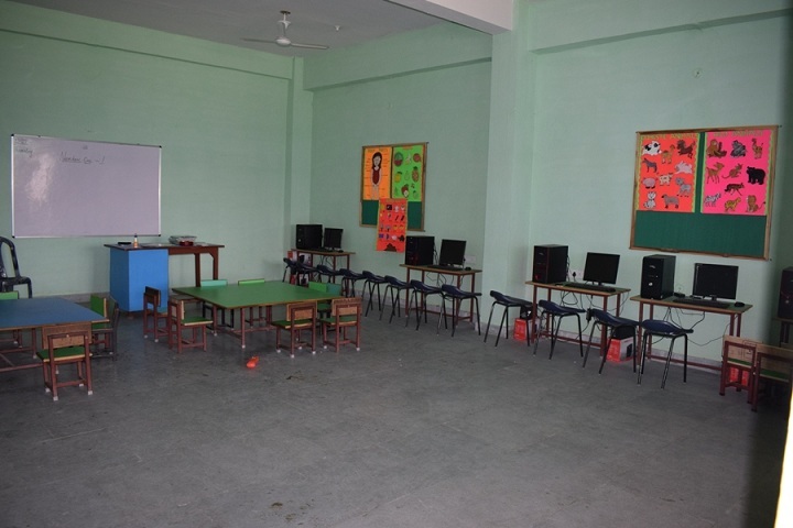 The Ganges World School-Computer lab