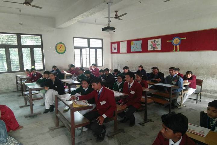 The Skyland School-Classroom