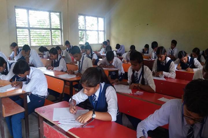 Uma Shankar Vidhyapeeth-Class Room
