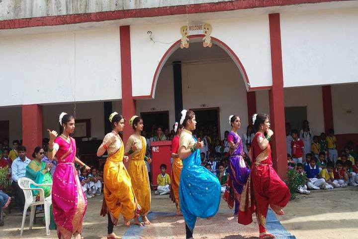 Uma Shankar Vidhyapeeth-Festival Celebration