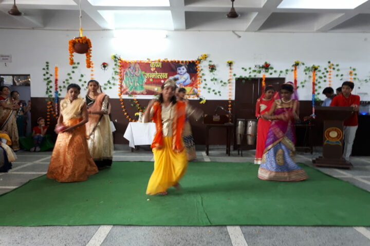V K S Public School-Dance