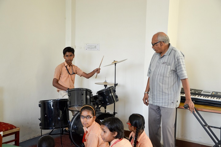 Vishwanath Academy-Music Room