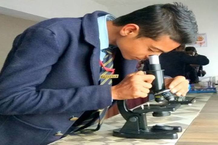 Westridge Hilton School -Biology Lab