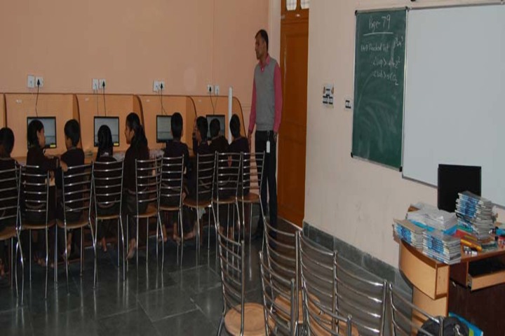 A N D Public School-Computer Lab