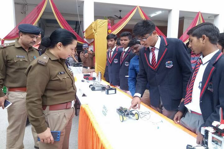 Achivers Home Public School-School Exhibition