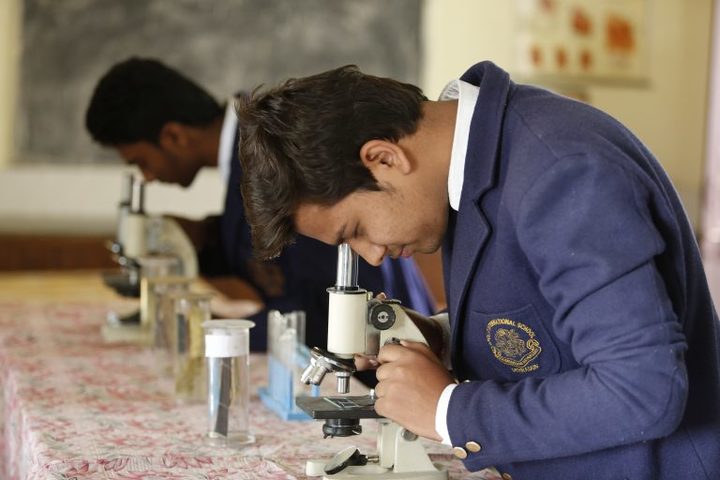 Apollo International School-Physics Lab