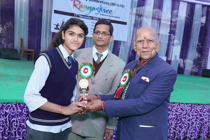 Baluni Public School-Prize Distribution