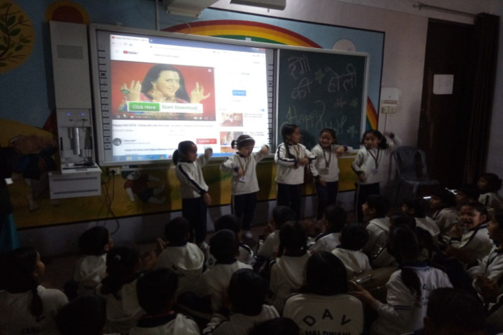 DAV Centenary Public School-AV Class