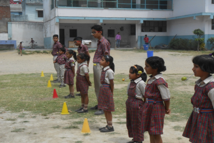 DDM DAV Public School-Games