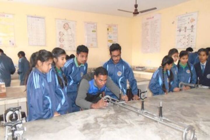 Dhoom Singh Memorial Public School-Physics Lab