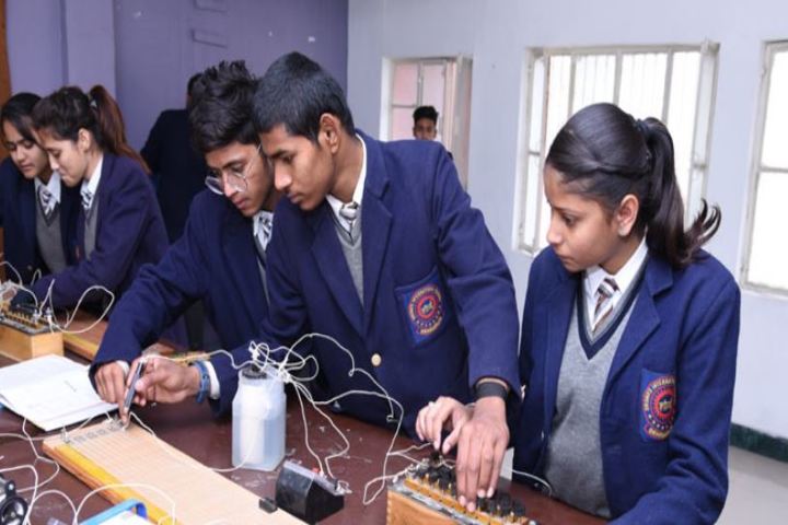 Dronas International School-Physics Lab
