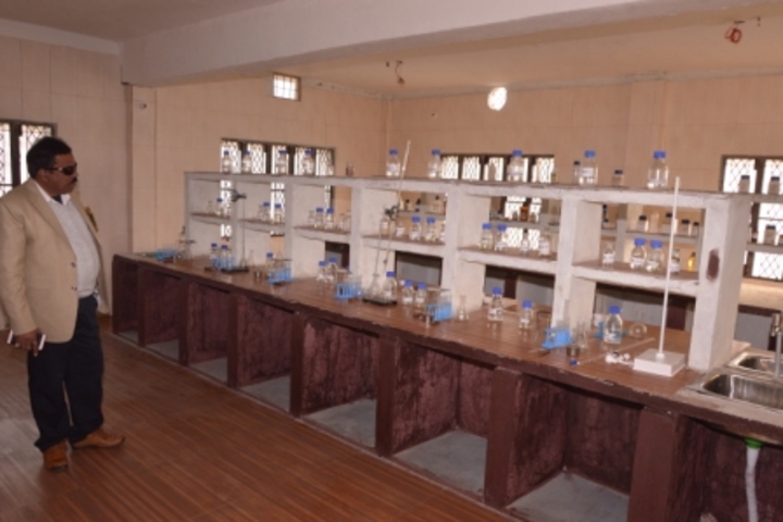 G D J Memorial Public School Chorgaliya-Chemistry Lab