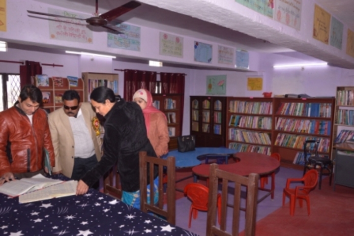 G D J Memorial Public School Chorgaliya-Library