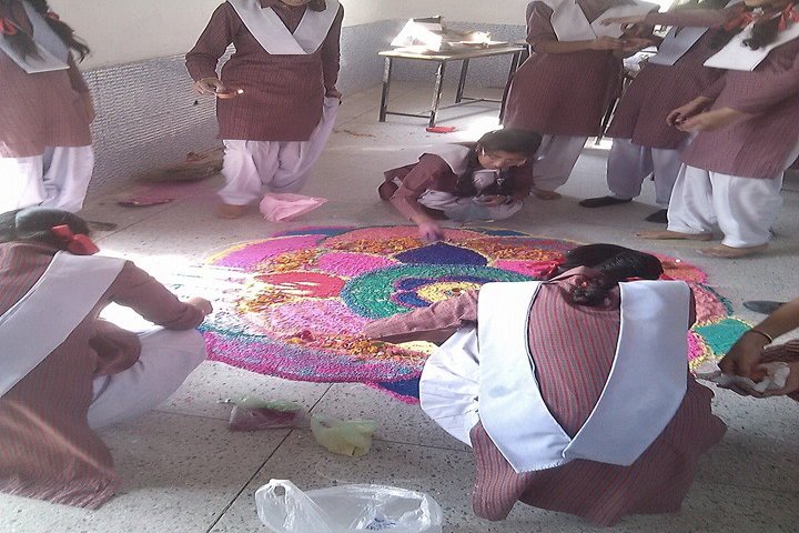 G D J Memorial Public School Chorgaliya-Rangoli Competition