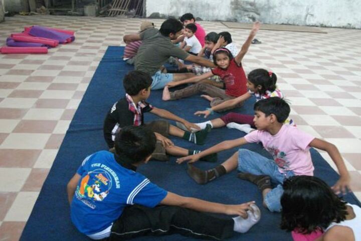 Green Hills Global Academy-Yoga