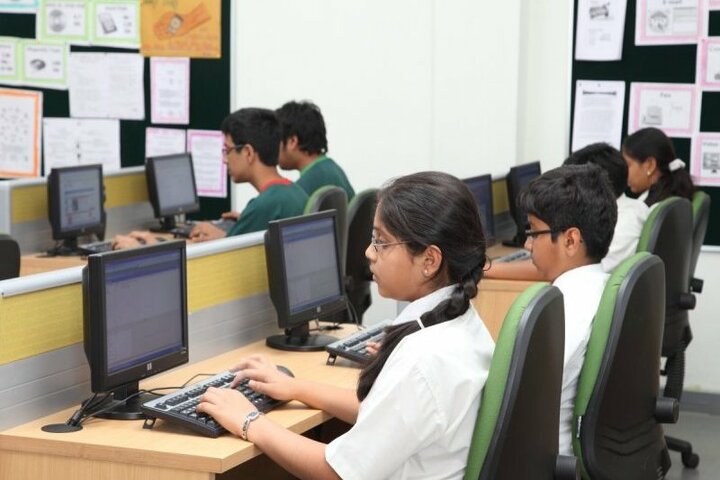 Gyan Bharti Public Shcool-Computer lab