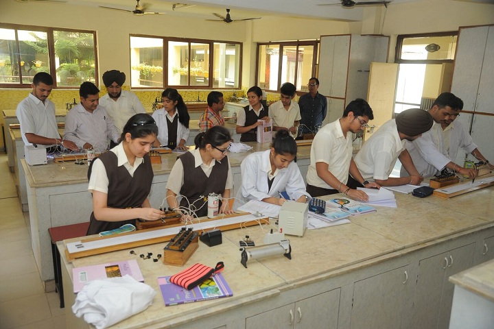 Mount Carmel School-Science lab