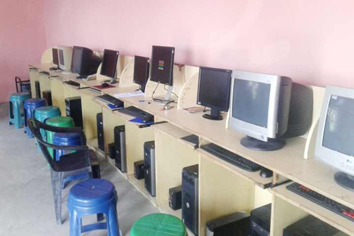 Himalayan Public School-Computer Lab