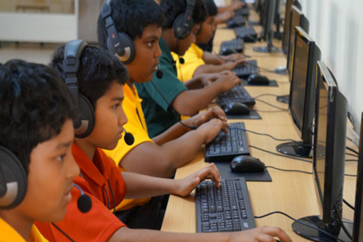 Green Field School-Computer Lab