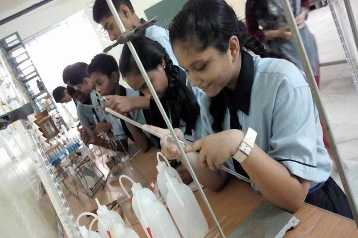 Jai Arihant International School-Chemistry Lab